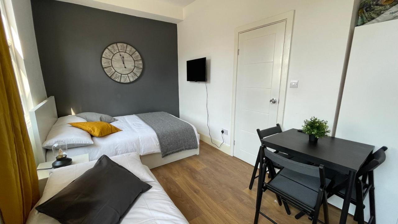 Lovely Studio Flat In The Heart Of Holloway. London Luaran gambar